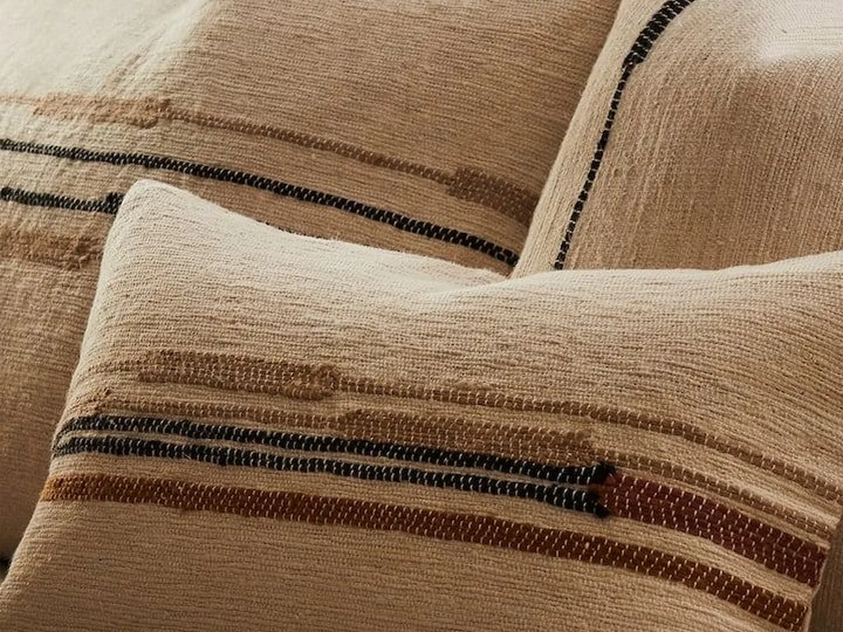 Set de cojines bordados