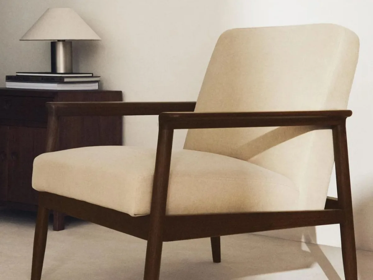 Sillón de madera y lino
